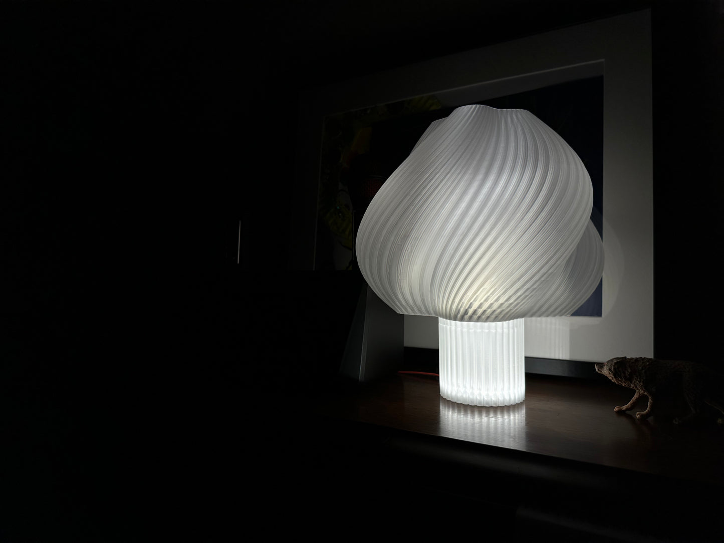 Modern Swirl Table Lamp  | Minimalist Ambient Nightstand Lamp